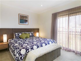 Aurora Ozone Apartments - Flights 3