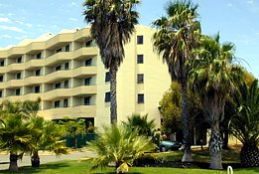 Atrium Hotel Mandurah - Flights 1