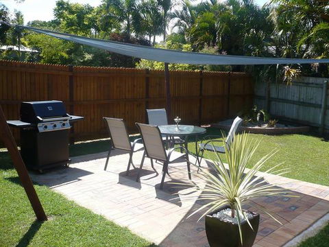 Auspitality Homestay - Flights 5