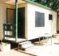 Tennant Creek Caravan Park - Flights