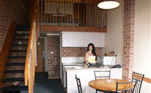 Aspire Alpine Gables And Brumby Bar - Jindabyne - Flights 2