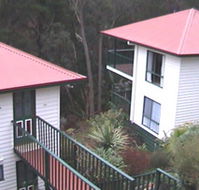 Cloverhill Hepburn Springs - Flights