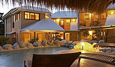 L Auberge Apartments Noosa - Flights 1