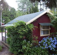 Cedar Lodge Cabins - Flights