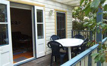 Araluen Cottages - Flights 3