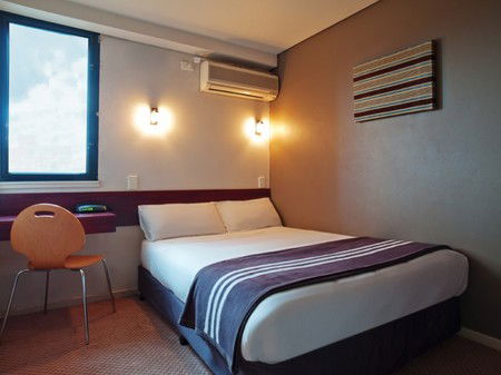 Y Hotel City South - Flights 0