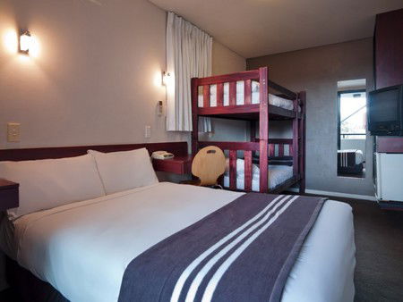 Y Hotel City South - Flights 2