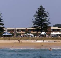 Beachfront Voyager Motor Inn - Flights
