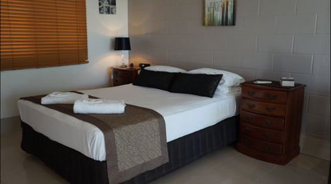 La Solana Holiday Apartments  - Mackay - Flights 3