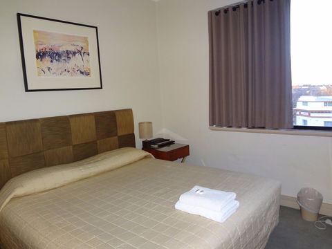 Amaroo Hotel - Flights 0
