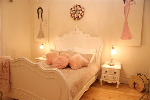 Azalea Cedar-Rose Villa - Flights 1