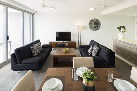 H20 Apartments - Flights 4