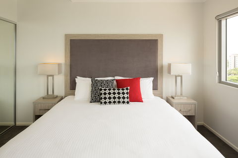 H20 Apartments - Flights 7