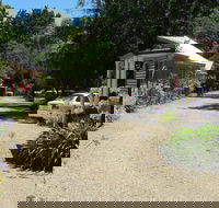 Everton Caravan and Tourist Park - Flights