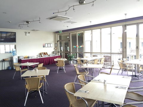 Karinga Motel, SureStay Hotel By Best Western - Flights 9