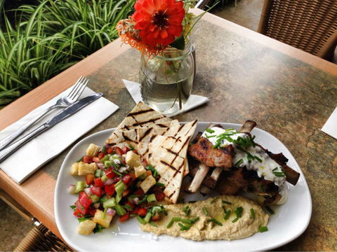 The Eltham Hotel - Flights 3