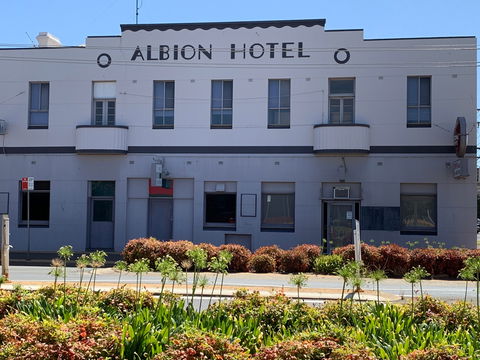 Albion Hotel-Motel Finley - Flights 1
