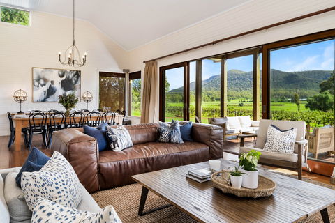 Arenridge - Broke Hunter Valley - Flights 0