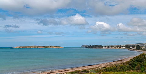 Absolute - Hayward Court, Victor Harbor - Flights 0