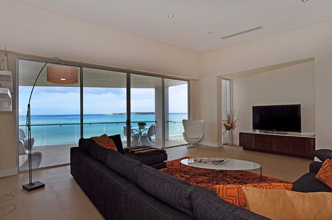 Absolute - Hayward Court, Victor Harbor - Flights 2