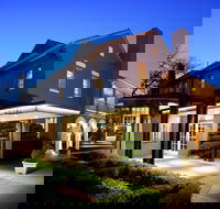Peppers Mineral Springs Hotel - Flights