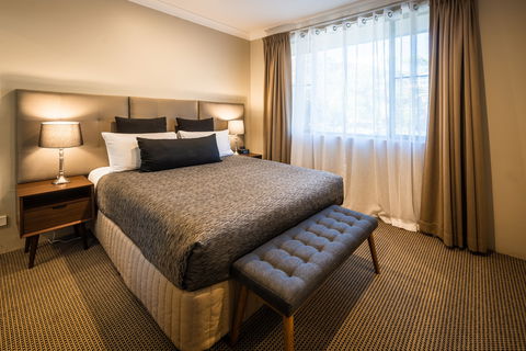 The Belmore All-Suite Hotel - Flights 1