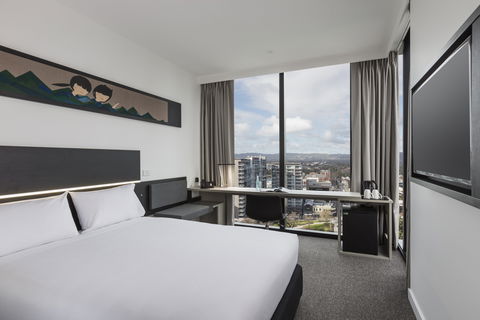 Ibis Adelaide - Flights 0