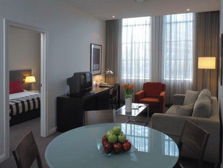 Adina Apartment Hotel Sydney, Central - Flights 1
