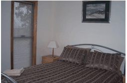 Yakkalla Holiday Cottage - Flights 3