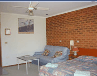 Bridge Motor Inn Tocumwal - Flights