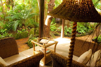 A Beach House At Byron - Flights 3