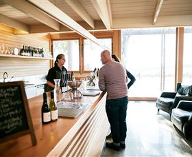 Yabby Lake Vineyard & Cellar Door - Flights 5