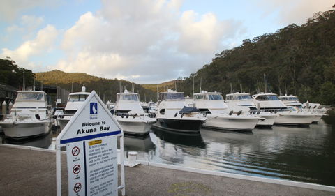 D'Albora Marinas At Akuna Bay - Flights 0