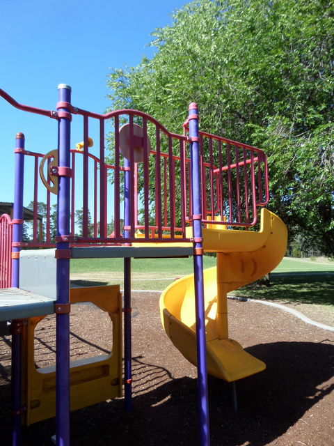 Fadden Pines Playground - Flights 2