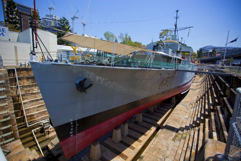 Queensland Maritime Museum - Flights 1