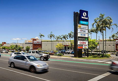 Stockland Cairns - Flights 0