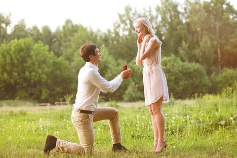 Romance Cruise + Scenic Tour + Beer Tasting + 3 Course Lunch + Hamper - Flights 0