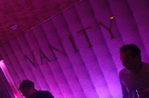 Vanity Nightclub - Flights 0