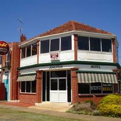 Allansford Hotel - Flights 0