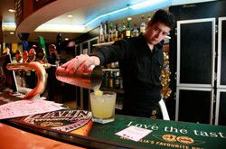 Alexanders Restaurant - Lord Forrest Hotel - Flights 1