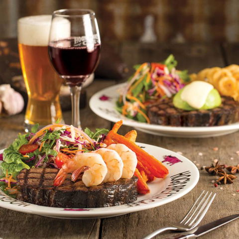 Hog’s Breath Cafe Rockhampton - Flights 1