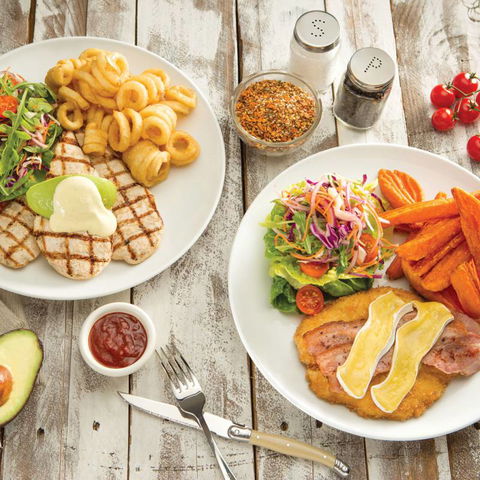 Hog’s Breath Cafe Rockhampton - Flights 3