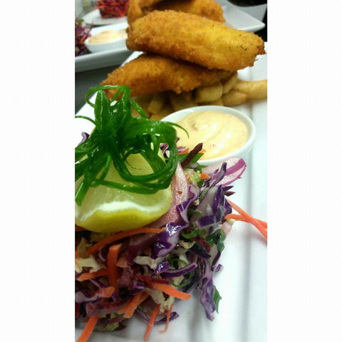 Roadies Cafe - Flights 1