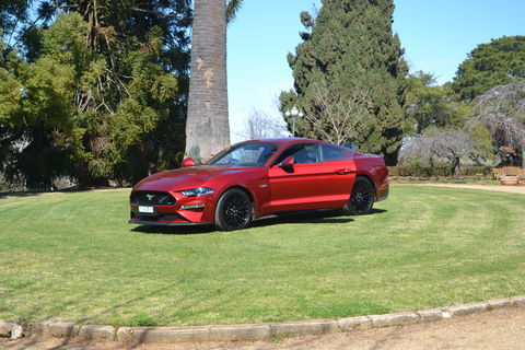 Daddy's Day Out At Borambola Wines By The Roundabout Restaurant - Flights 1