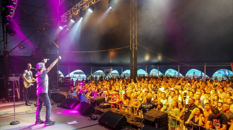 Airlie Beach Festival Of Music - Flights 0