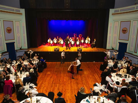 Australian Art Deco Festival Leeton - Flights 0