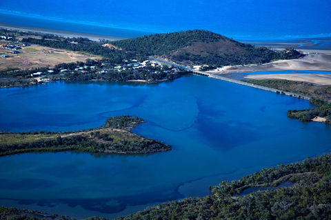 Causeway Lake Markets - Flights 0