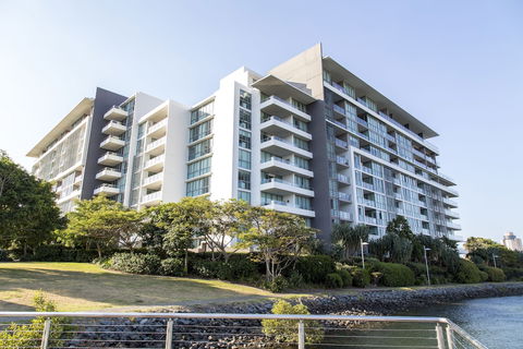 ULTIQA Freshwater Point Resort - Flights 3
