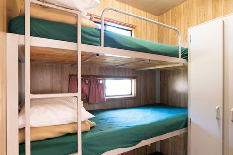Halls Gap Gardens Caravan Park - Flights 5