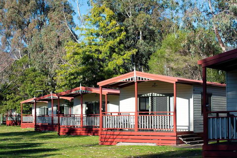 Halls Gap Gardens Caravan Park - Flights 3